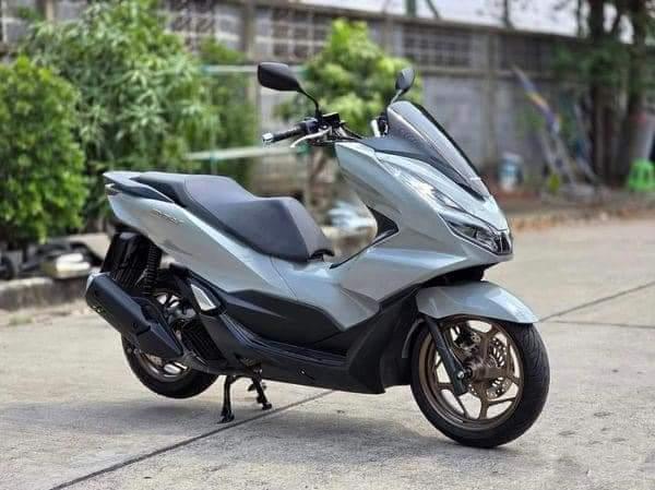 พร้อมขาย PCX สีเทารุ่นไหม่ 2