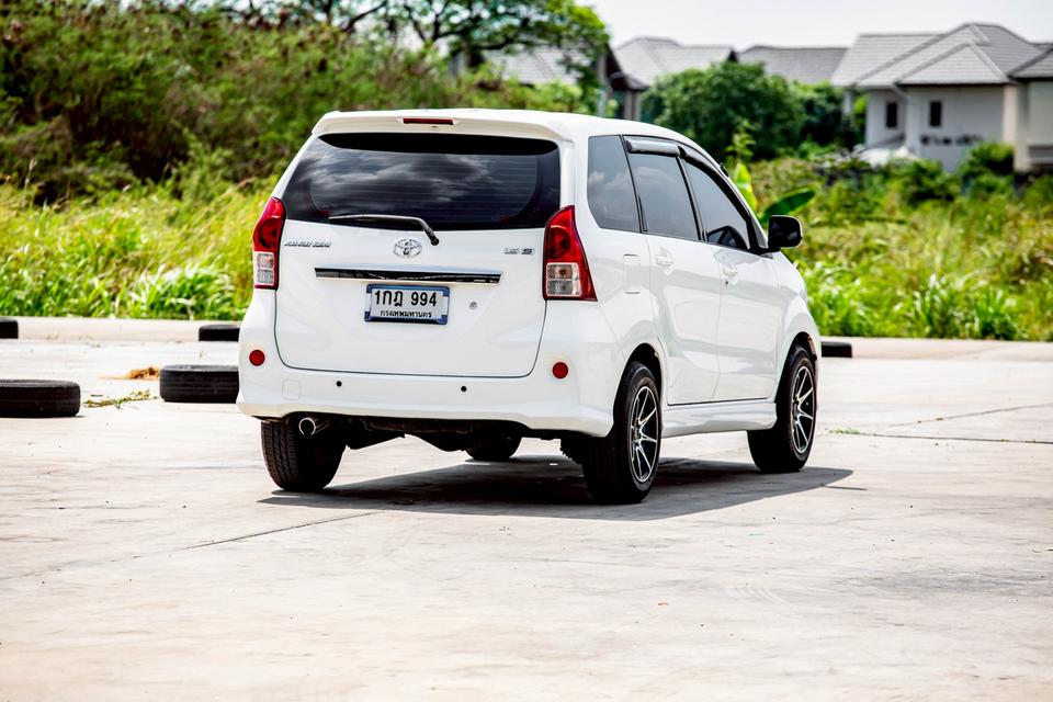 Toyota Avanza 1.5S ปี 2013 Auto สีขาว สภาพดี รูปที่ 7