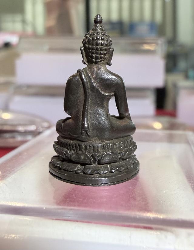 พระชัยวัฒน์นเรศวรเมืองงาย เนื้อนวะโลหะ ปี2512 รูปที่ 2
