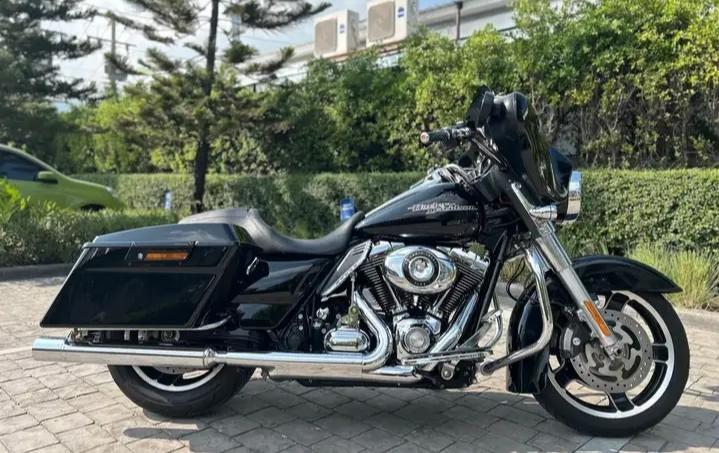 2011 Harley-Davidson Street glide