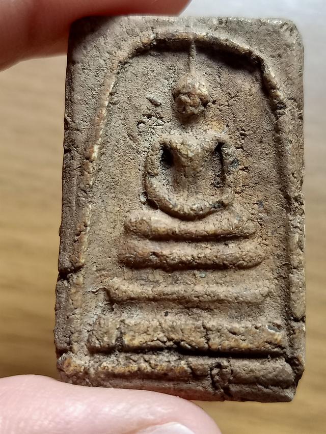 พระสมเด็จ สอบถามได้ค่ะ