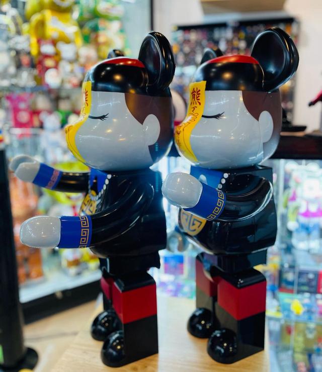 Bearbrick Jiang Shi 1000% ของแท้ 2