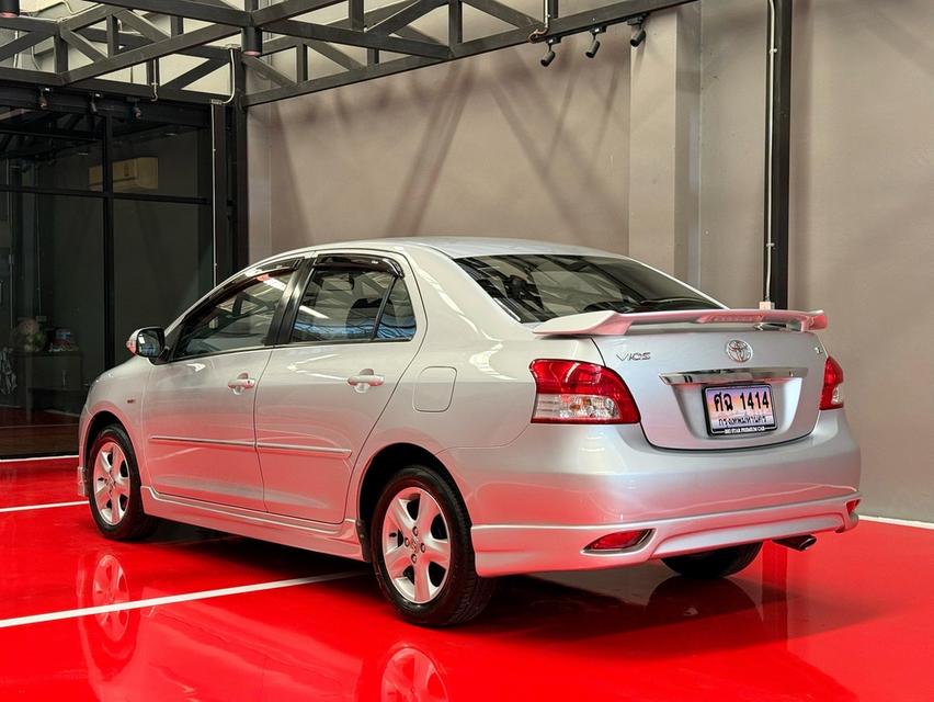 2010 TOYOTA VIOS 1.5 G รถมือเดียวออกป้ายแดง รถวิ่งน้อย เข้าศูนย์ทุกระยะ ไม่เคยมีอุบัติเหตุครับ