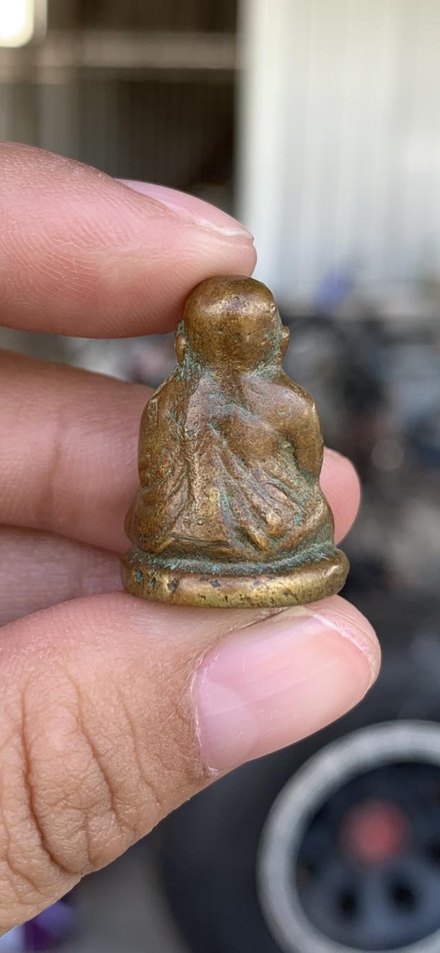 รูปหล่อหลวงพ่อเงิน พิมขี้ตา 3