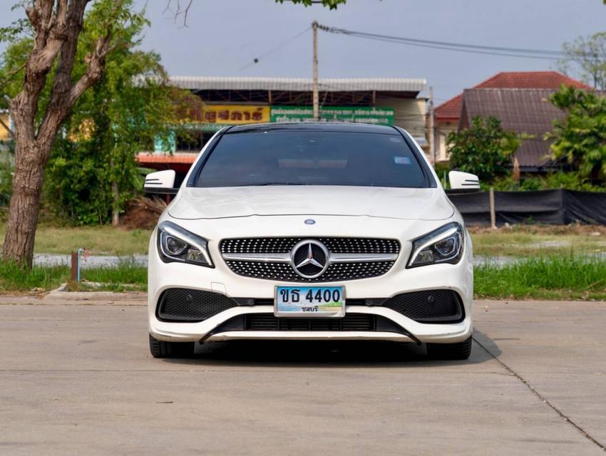 Mercedes Benz CLA250 2.0 AMG Dynamic 2017 ใช้น้อยมาก ประวัติดี รถสวยใหม่จริงๆคับ 2