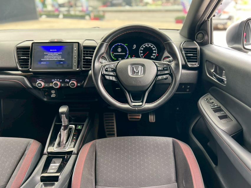 ปี 2023 Honda City 1.5 e:HEV RS Hatchback  14