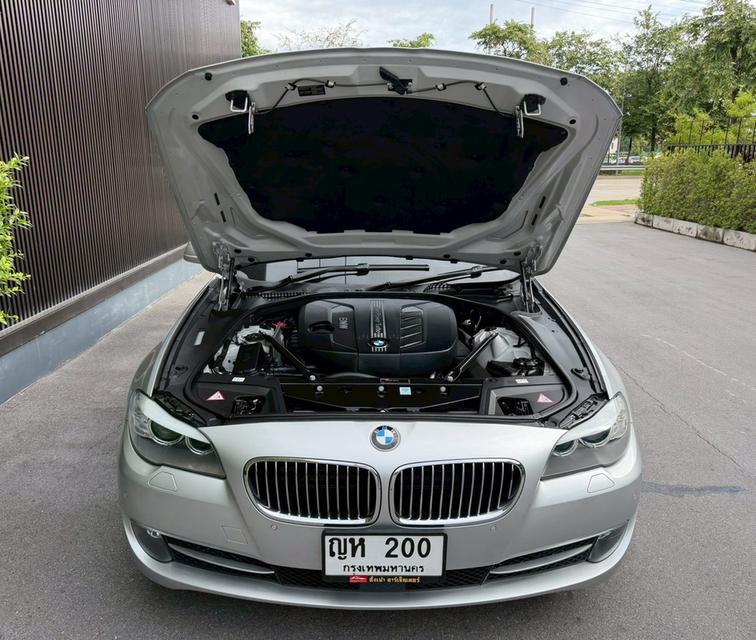 BMW 520D F10 ปี13 ดีเซล 🔥รถมือเดียว สภาพสุดเนี้ยบ เข้าศูนย์ทุกระยะ รูปที่ 16