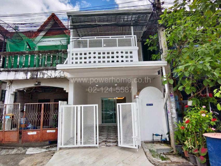 หมู่บ้านสัมพันธ์วิลล่า ถนนลำลูกกา ต.คูคต อ.ลำลูกกา จ.ปทุมธานี 3
