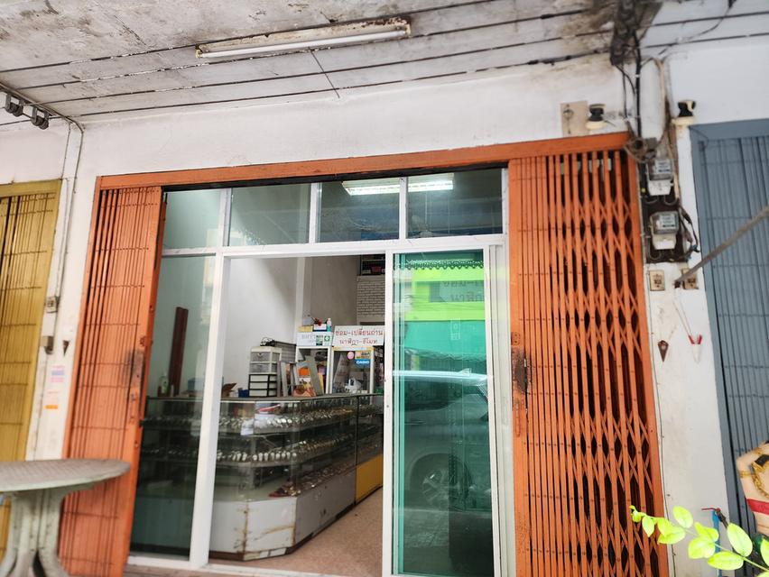 🏢🔥 ขายด่วน! ตึกแถว 4 ชั้น ทำเลทอง หมู่บ้านศรีสามพราน ติดถนนเพชรเกษม 🔥🏢 1