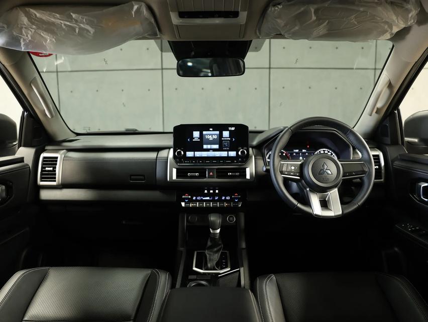 Triton Plus Ultra AT 2025 รถใหม่ ไมล์แค่ 305 กม ราคา 699,000 รูปย่อยที่ 2