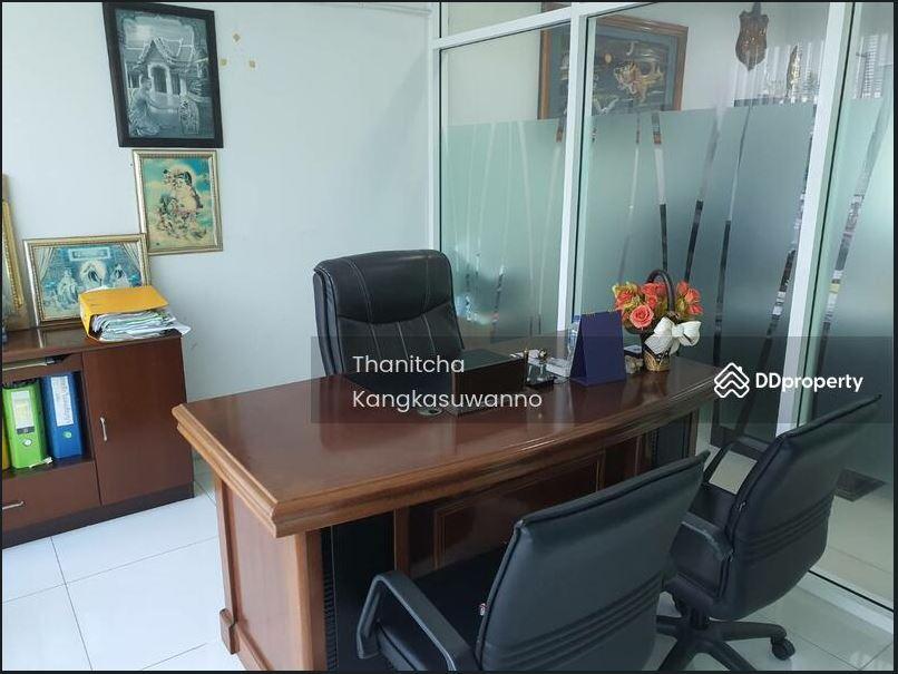 .ให้เช่าโฮมออฟฟิศ 3 ชั้น ร่มเกล้า ใกล้สนามบินสุวรรณภูมิ แอร์พอร์ทลิงค์ 7