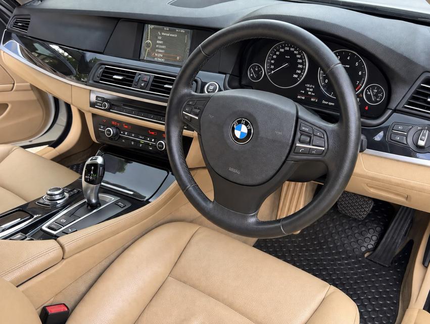 BMW Series5 523I F10 ปี 2010 วิ่ง 60000 KM. รูปย่อยที่ 4
