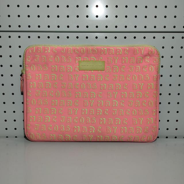 🔥Marc By Marc Jacobs laptop sleeve