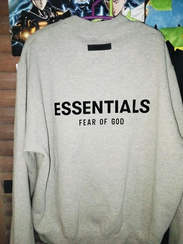 เสื้อ ขนาดไซส์M  essential