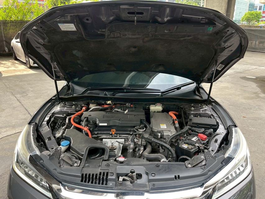 รหัสรถ WMT6883 Accord 2.0 Hybrid Tech Sunroof ปี 2017 12