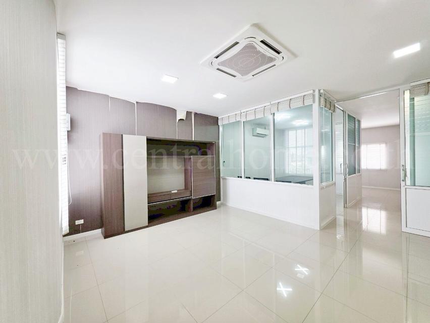 โฮมออฟฟิศ 3 ชั้น บ้าน พฤกษา 95/3 หลังริม 17