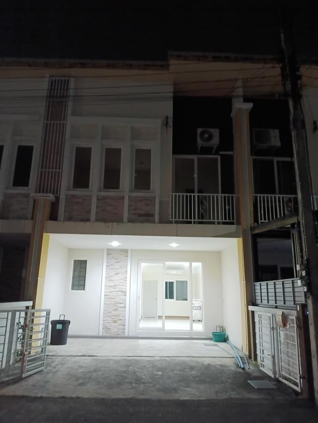 บ้านทาว์เฮ้าส์ พันท้ายนรสิงห์ สมุทรสาคร 4