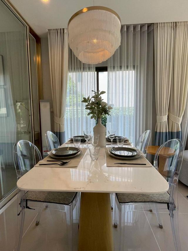 ให้เช่าบ้านแฝด 2 ชั้น หมู่บ้านอณาสิริ บางนา บ้านหน้าสวน ติดสโมสร เฟอร์นิเจอร์ครบ พร้อมอยู่ (N.1979) รูปที่ 2