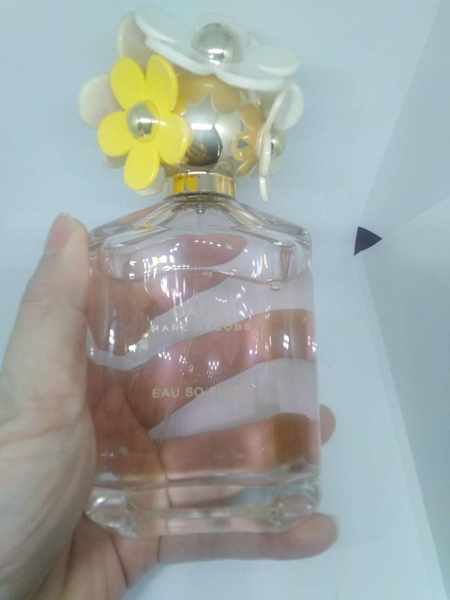 น้ำหอมแท้ราคาคุยกันได้ Marc Jacob daisy eau so fresh edt  115ml