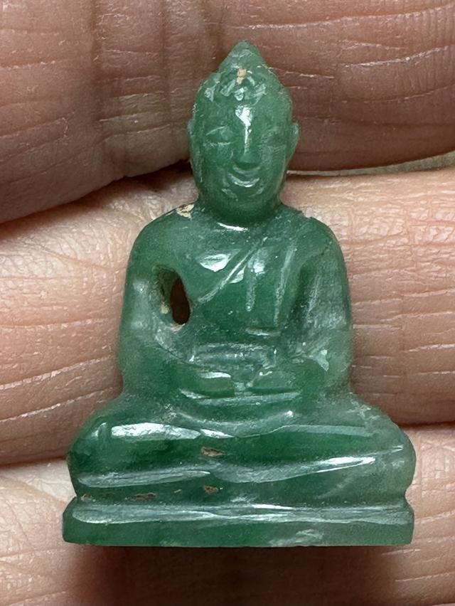 พระพุทธรูปหยกแกะ(แกะมือ) หลวงพ่อวิริยังค์ วัดวชิรธรรมสาธิต รูปที่ 7