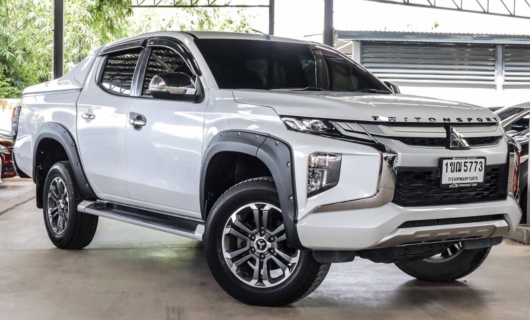 MITSUBISHI TRITON PLUS 2.4 GLS ปี 2020 3