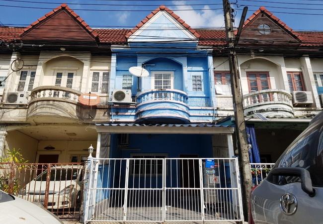 ขายทาวน์เฮ้าส์ หมู่บ้านกัญจน์เพชร 3 ซอยนวมินทร์ 74 เขตคันนายาว กรุงเทพมหานคร 1