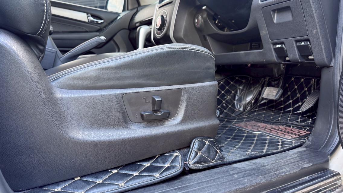 รหัสรถ TPV4947 :MUX The Iconic Pearl White (เจ้าของมือเดียว)ปี : 2018 9