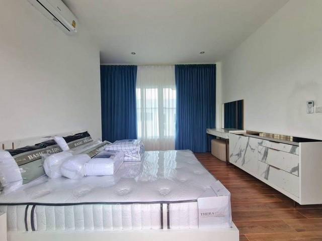 ขายพูลวิลล่าติดทะเล หมู่บ้าน ซีบรีซ วิลล่า พัทยา แยกกระทิงลาย 7