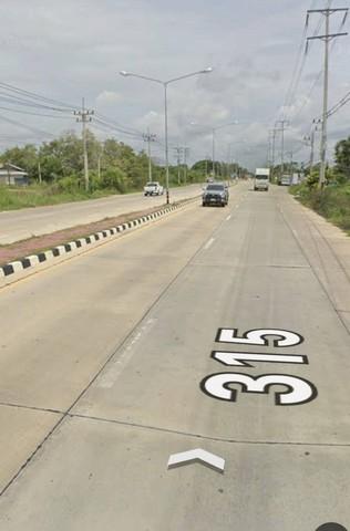 ขายโรงงานน้ำมันพนัสนิคมชลบุรี ขายที่ดินพร้อมสิ่งปลูกสร้างพนัสนืตม เนื้อที่ 5-1-68 ไร่(โฉนด 9 ใบพื้นที่เดียวกัน) มีใบอนุญ 6