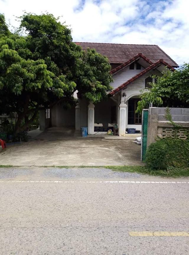 บ้านเดี่ยว 2 ชั้น พร้อมที่ดิน 3