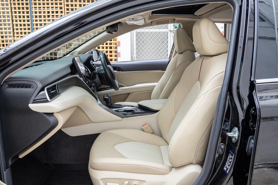 Toyota Camry 2.5 HEV Premium Luxury Minorchange จดทะเบียน 2023✔️40,000KM Minorchange ท็อปสุดออกห้าง 1.8ล้า รูปที่ 9
