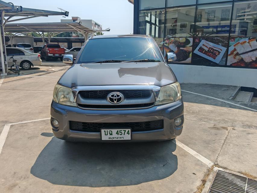 กระบะ toyota vigo 2.7  auto