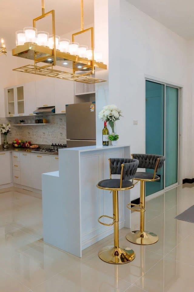 บ้านเดี่ยวหลังใหม่ พัทยา - ถนน พัฒนาการ 4.98 3