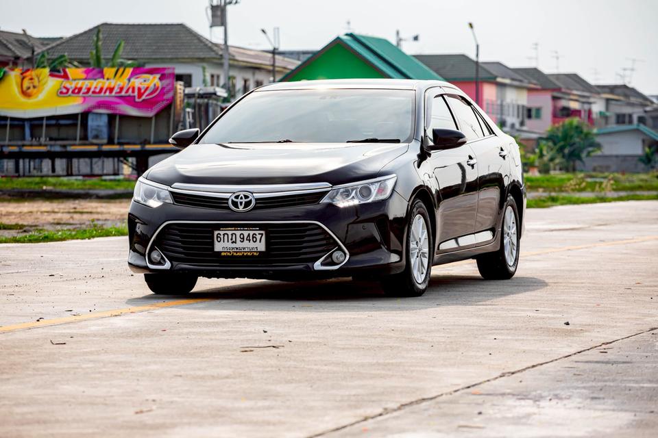 Toyota Camry 2.0G ปี 2017 สีดำ มือเดียวป้ายแดง