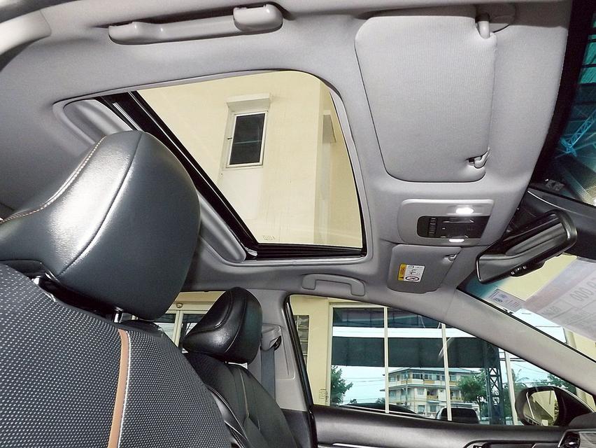 รหัสรถ KCY9111 TOYOTA CAMRY 2.5 HYBRID PREMIUM AUTO ปี 2018 15