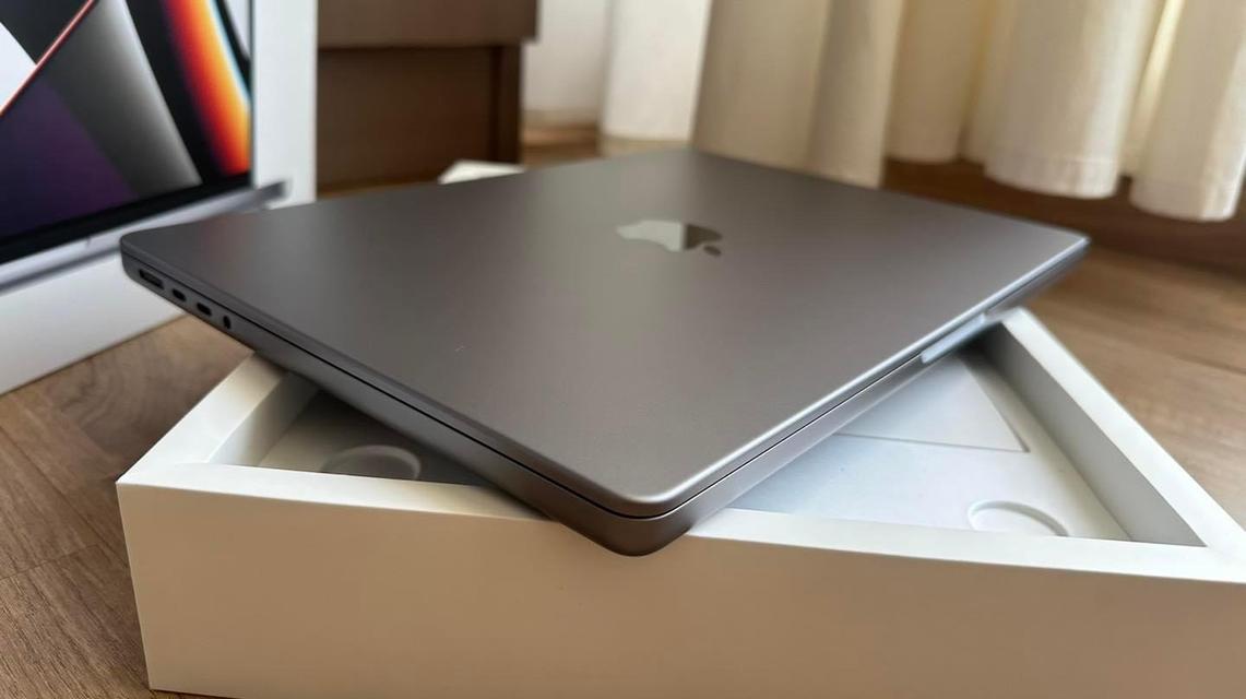 macbook pro มือสอง สภาพใหม่มาก 2