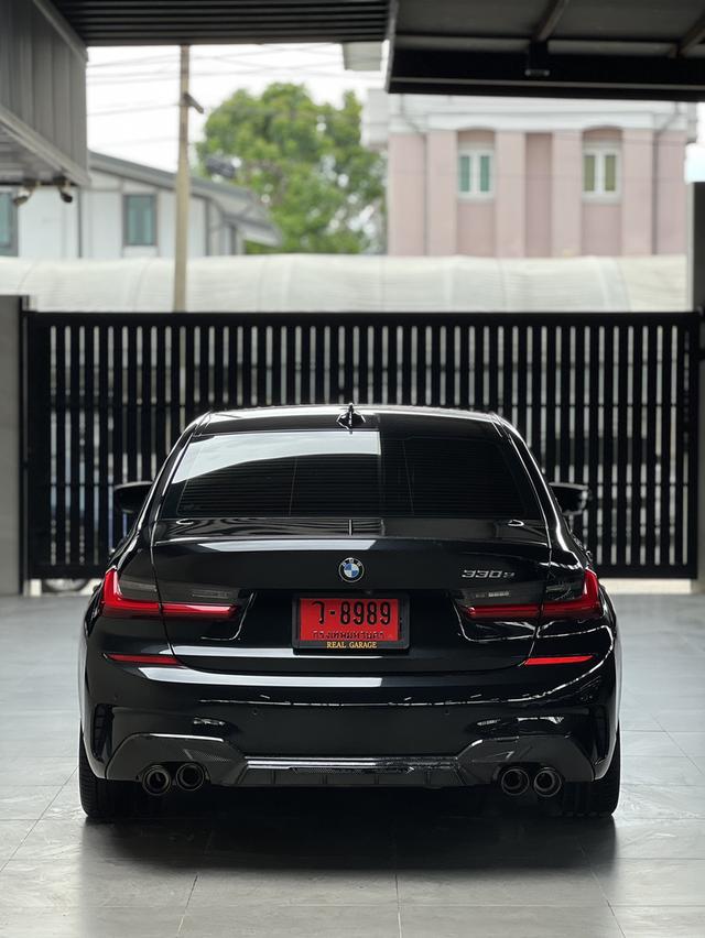 BMW 330e M Sport 12