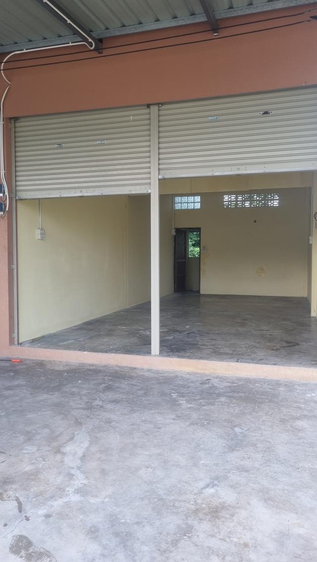 ให้เช่าอาคารพาณิชย์พร้อมที่ดินเปล่าข้างๆ 2