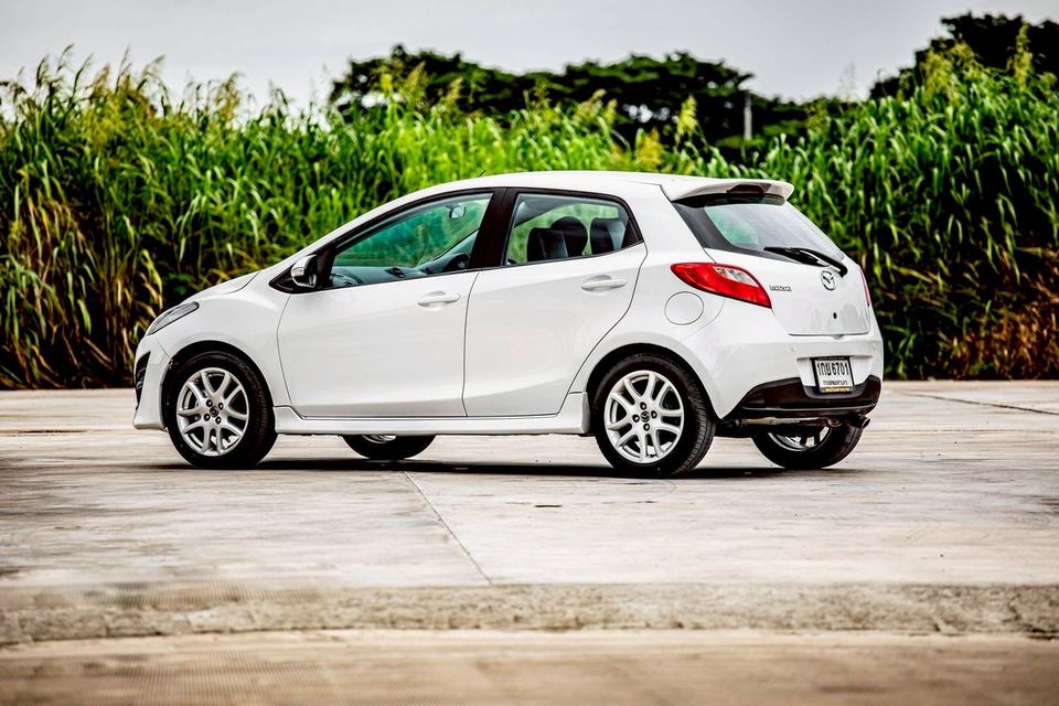 รหัสรถ GT6701 #Mazda 2 1.5 Spirit Sport สีขาว ปี 2013 8