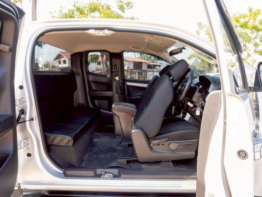 Isuzu Dmax All new SpaceCab Hi-lander 2.5 Ddi VGS Z ปีจด 2014 15