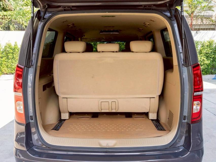 Hyundai H1 2.5 Elite ปี 2019 ♨️ #ประกันเครื่องเกียร์3ปี 30,000 km. ♨️ รูปที่ 15