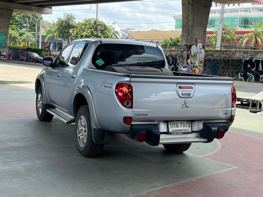 ขายรถ Mitsubishi Triton 2.4 Plus 4 ประตู ปี 2013 สีเทา เกียร์ธรรมดา 6