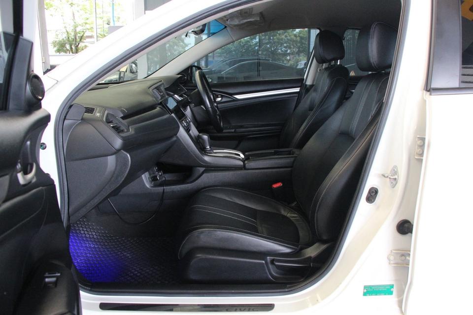 (แจ้งรหัสรถ TKG779) HONDA CIVIC 1.8 EL ปี 2017 รูปที่ 10