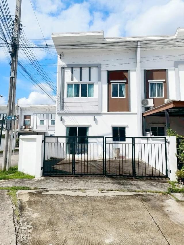 เจ้าของขายเอง ทาวน์โฮม 4 ห้องนอน 2 จอดรถ ไลโอนอฟ วงแหวนฯ - ปิ่นเกล้า (ซ.พระนอน) 1