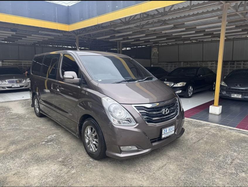 HYUNDAI H-1 2.5 ELITE āļĢāļđāļāļĒāđāļāļĒāļāļĩāđ 3
