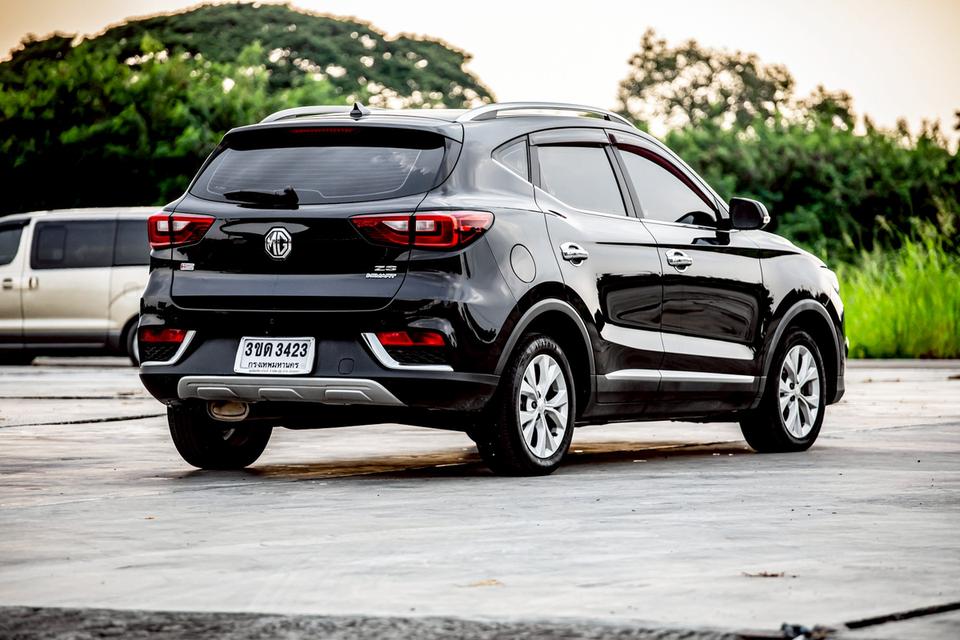 MG ZS 1.5 D ปี 2019 สีดำ มือเดียวป้ายแดง 5