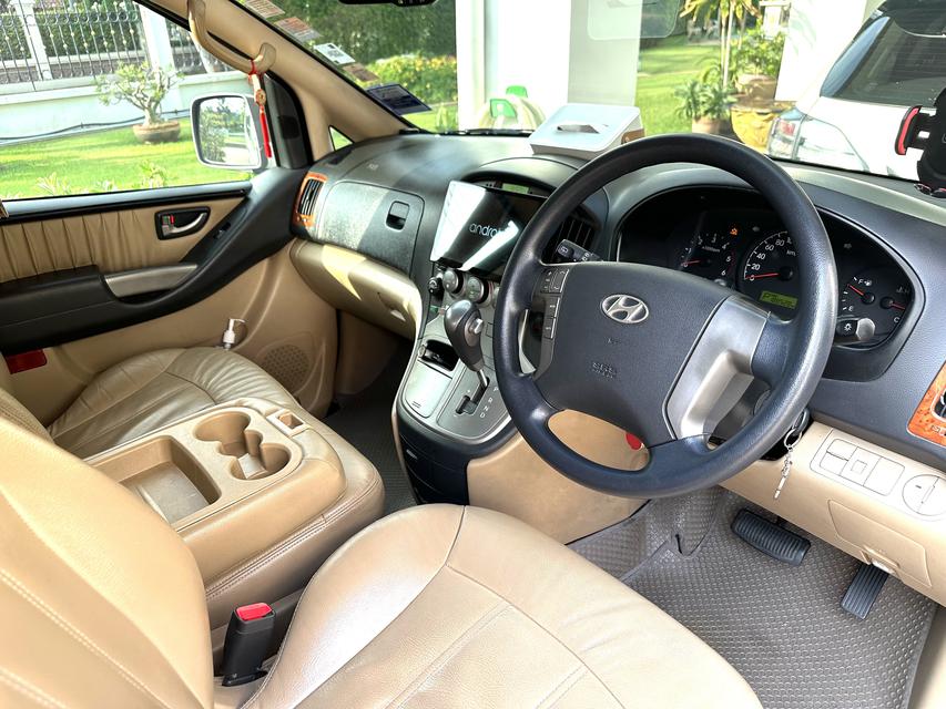 ขาย Hyundai H-1 2.5 Deluxe เจ้าของขายเองมือเดียว เช็คประวัติได้ 5