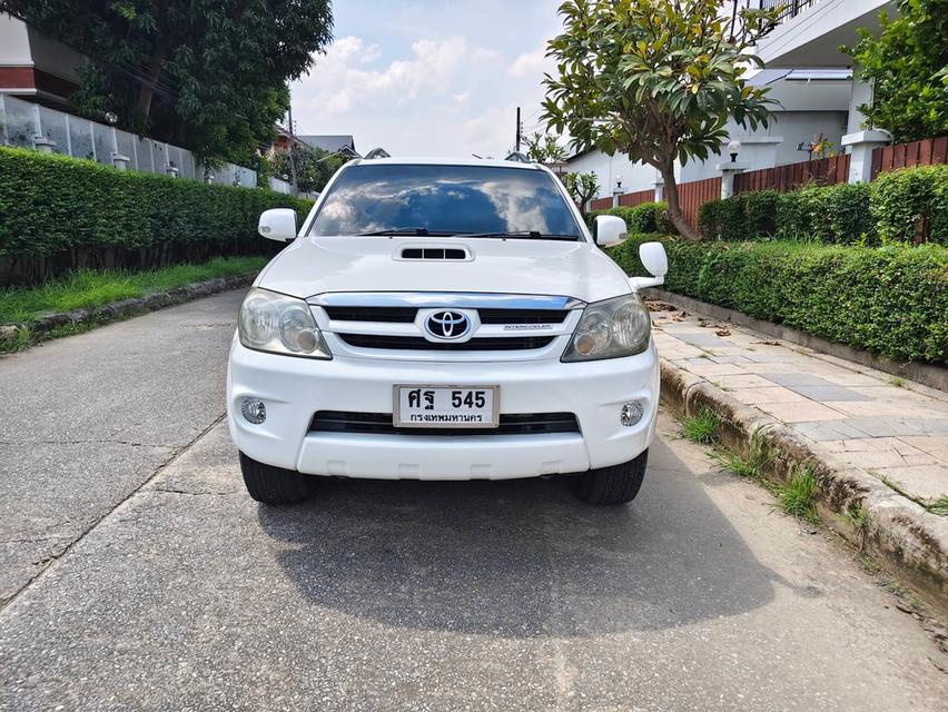Toyota FORTUNER  ปี 2006 ตัวพิเศษเครื่อง  3.0 V Exclusive 4WD SUV ATรถสวย เดิมบาง พร้อมใช้งานเครื่องดี เกียร์ดี ขับดี แอร์เย็นขายราคา 268,000 บาท รูปที่ 2
