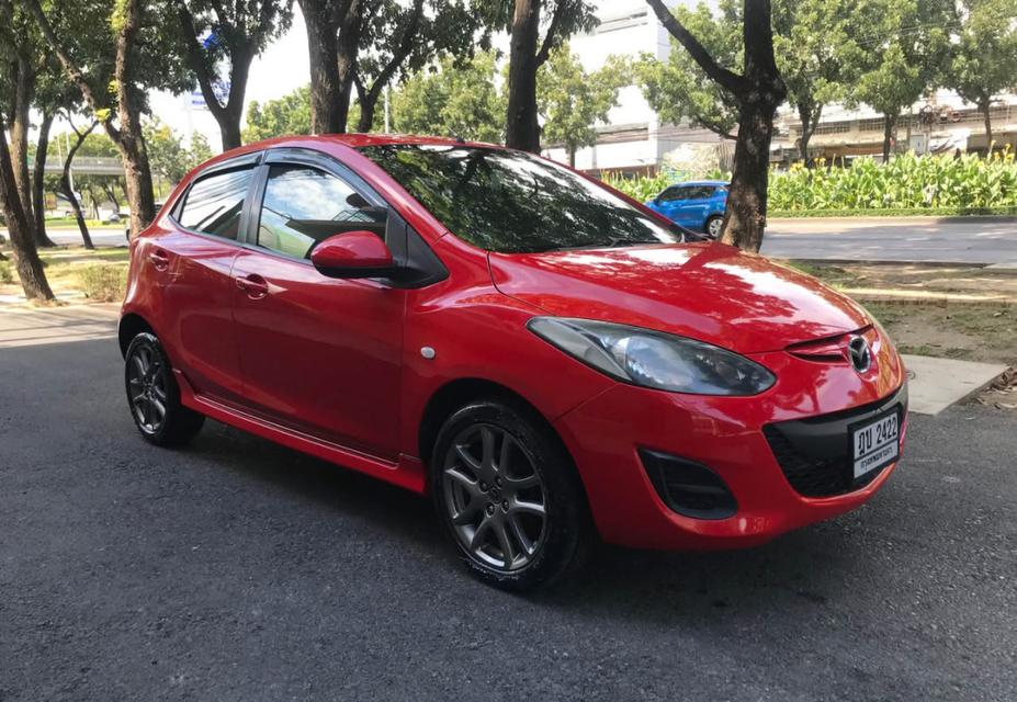 Mazda 2 1.5 Groove Sport ปี 2010 สีแดง 3