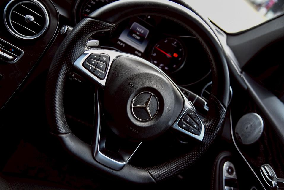 รหัสรถ CBL7306 Mercedes-Benz GLC250d 2.1 4MATIC AMG Dynamic W156 AT 2017 17